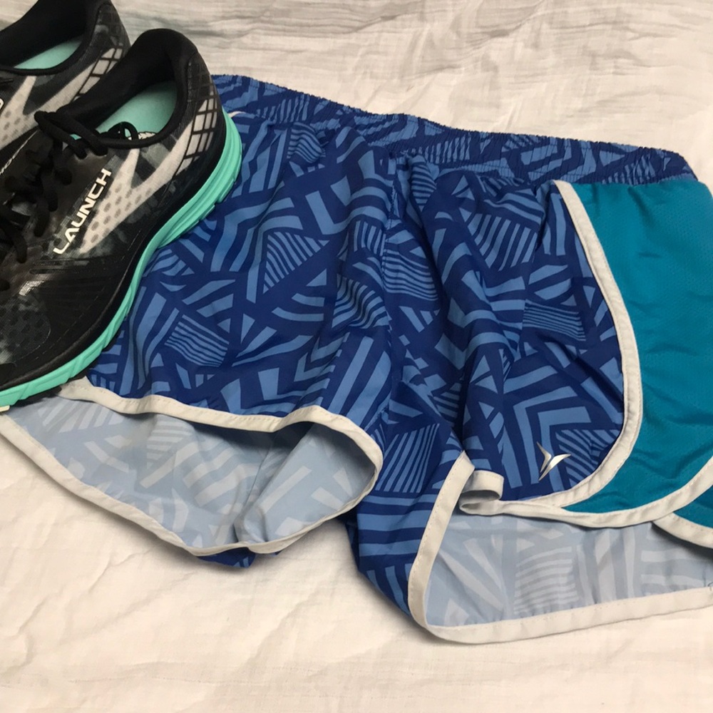 Running shorts